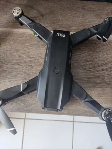 Drone L900 para retirar peças