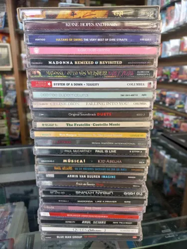 LOTE 300 CDs MUSICA