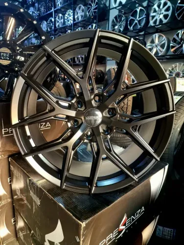 Jogo de Rodas Aro 20x9,5' Caminhonete Vossen HF6-4 6x139 Novas