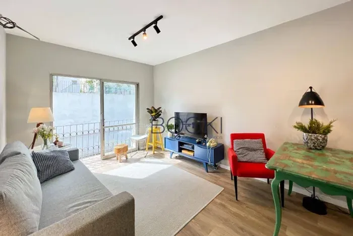 Oportunidade - Condomínio Edifício Versailles - 71 m² - Vila Olimpia