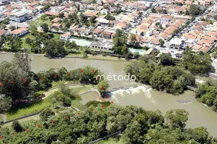 Chácara com 1 quarto à venda, 12000 m² por R$ 4.700.000 - Bairro Freguesia da Escada - Gua