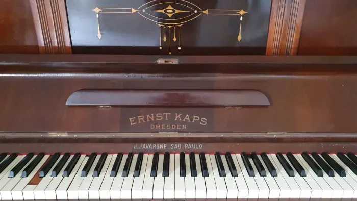 Piano Ernst Kaps Oportunidade única