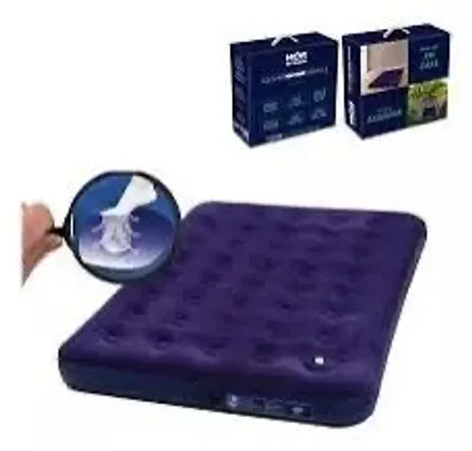Colchão de casal inflável com a bomba