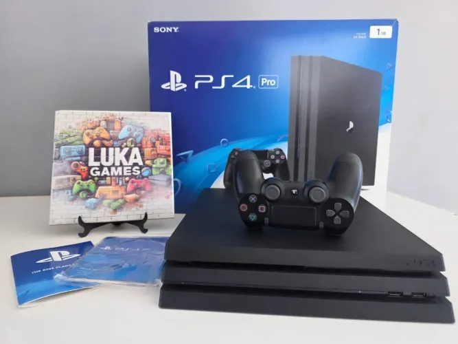PlayStation 4 Pro 1 Terabyte ( Digno de colecionador )