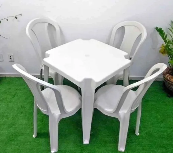Jogo de Mesa e Cadeiras para Jardim