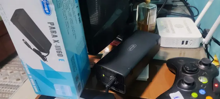 Fonte para Xbox 360 super slim (1 pino) bivolt - já é o menor preço