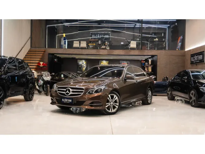 Mercedes-Benz E-250 CGI Avantgarde 2.0 TB 211cv Aut. 2014