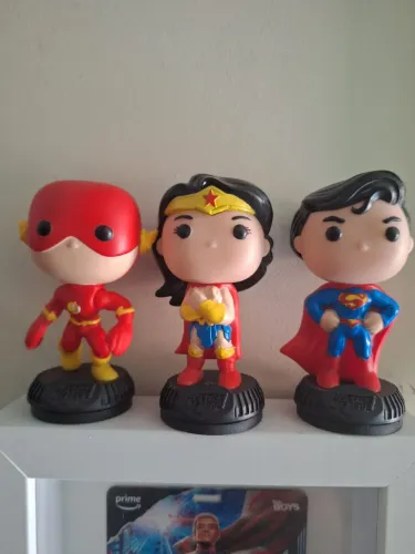 Bonecos Justice League - Flash, Mulher Maravilha e Superman