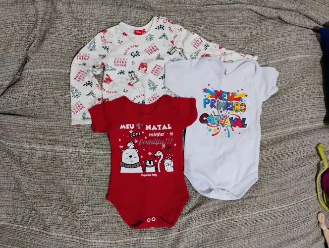 Kit body para bebê temático: meu primeiro natal, meu primeiro carnval