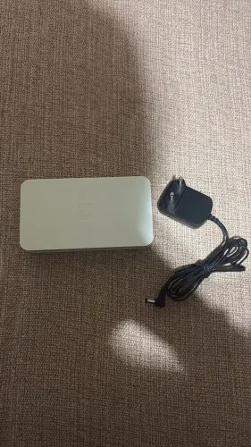 Modem Roteador: D-link -  Branco Mod: DES-1008A 