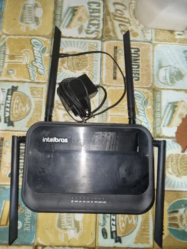 Vendo moldem funcionando normal. 