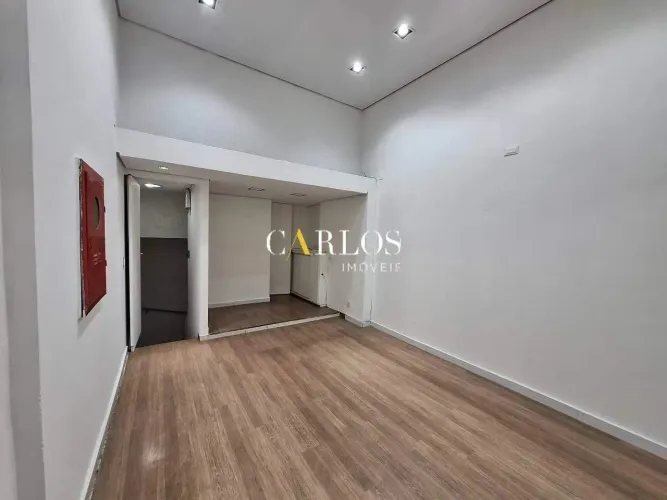 Excelente loja em uma das galerias de maior fluxo do Centro de Belo Horizonte  Galeria C&A