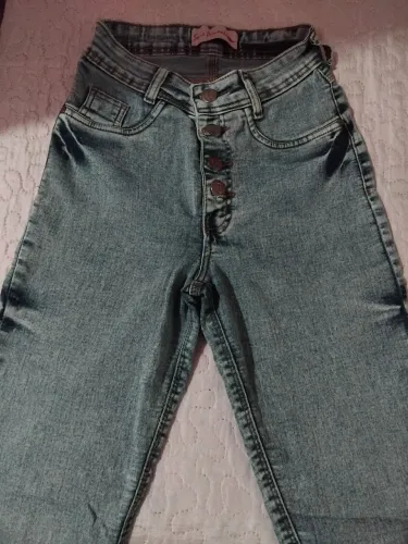 Calça jeans sal e pimenta 