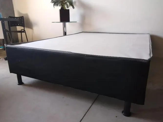 Base box casal