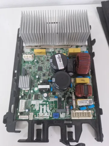 Placa Condensadora Midea KFR-35W/BP3N1-(RX24Tmini) - 9.000 BTU - Original, Revisada