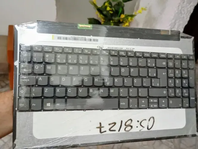 Combo: Tela + Teclado + Placa mãe Lenovo + Fonte de Notebook (peças)