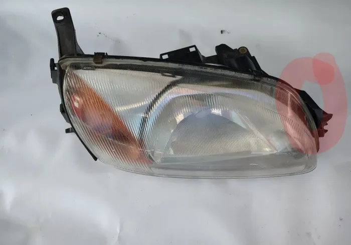 Farol Ford Fiesta Currie L Esquerdo Ano 2000 A 2009 original com detalhe
