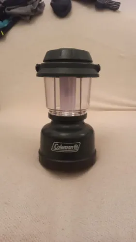 Lanterna/ lampião a Pilha Coleman - Ideal para acampar/camping