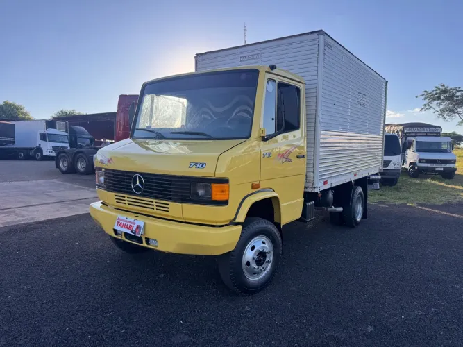 MERCEDES 710 ANO 99
