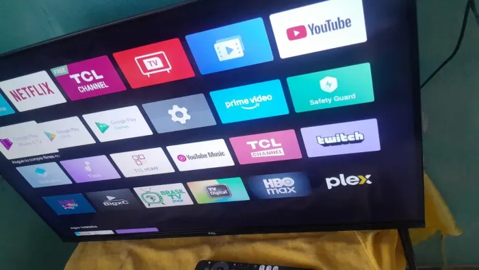 Estou vendendo essa TV para o meu amigo
