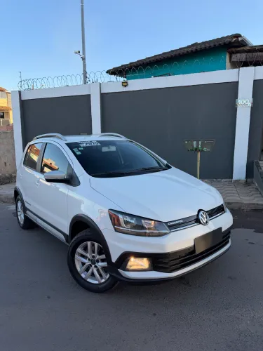 Volkswagen Crossfox 1.6 T. Flex 16V 5P 2015