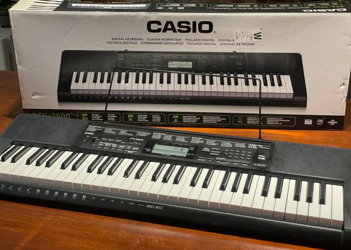 Teclado digital - Cassio CTK 3500