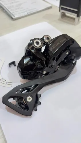 Câmbio Shimano Di2 105 12v (novo).