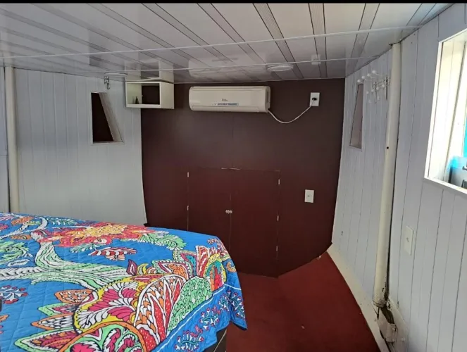 VENDO BARCO EM PERFEITO ESTADO
