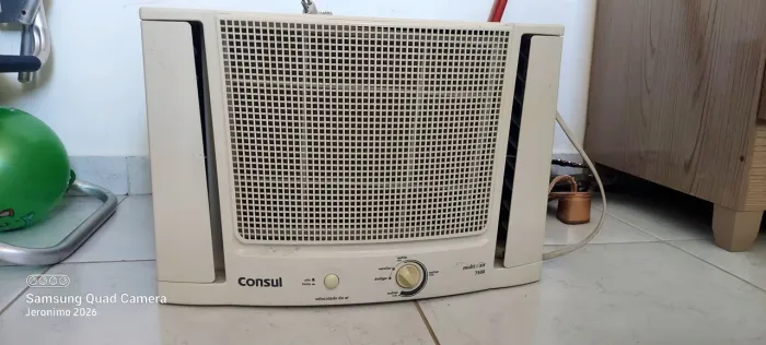 Ar Condicionado de Janela 7.500Btus Semi Novo
