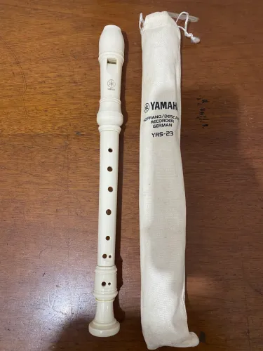 Flauta Doce original Yamaha YRS-23 Creme
