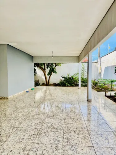CASA MOBILIADA EM ARAGUAINA
