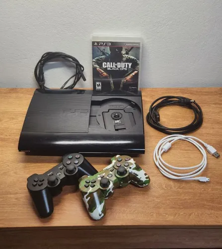 Play 3 Super Slim D3SBL0QU3AD0 + 2 CONTROLES + 15 JOGOS
