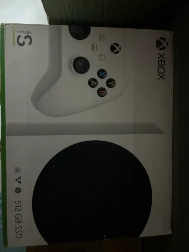 Xbox series s 512 gb semi novo c caixa Valor final.