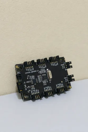 Controladora de Fans RGB para Gabinete