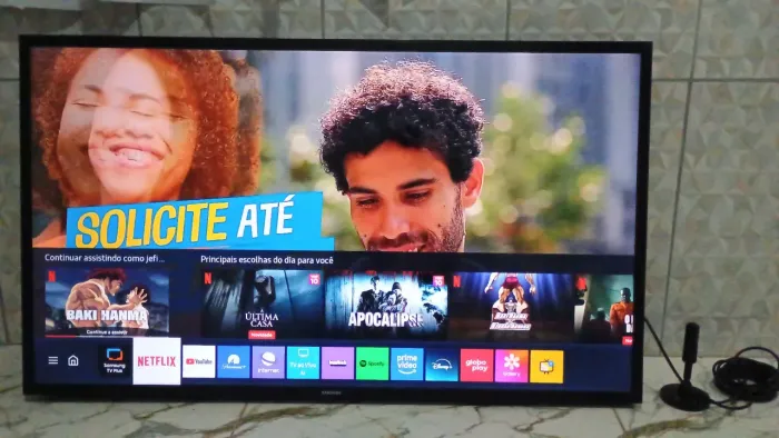 Tv Samsung 43 polegadas smart tv plus leia o anúncio