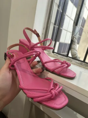 Sandália Arezzo rosa 34