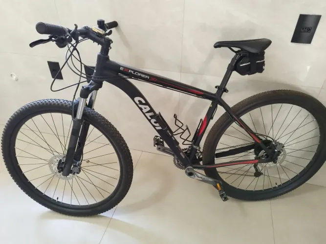 Bike Caloi Explorer 30 + Kit Ciclismo Completo - OPORTUNIDADE