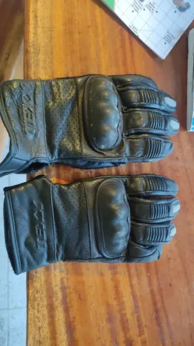 Luva TEXX Liberty Couro Preta Tamanho G/L para Moto