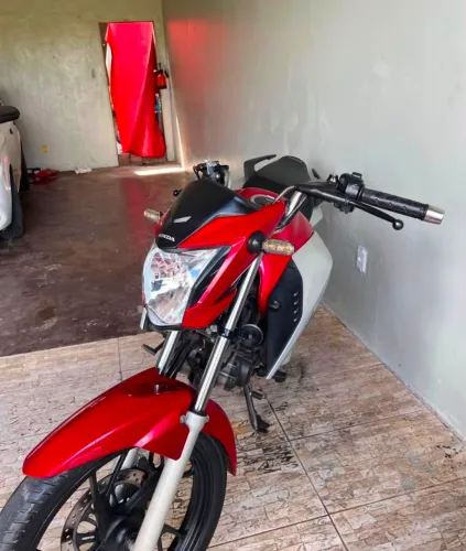 Aceitamos entrada de 5,100 mais parcelamemto pela loja  