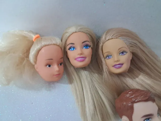 Lote de cabeça Barbie , boneca vintage , ken ruivo com avaria