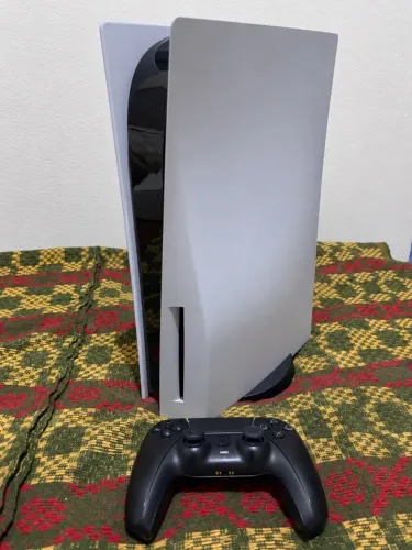Ps5 com leitor 825gb Playstation 5