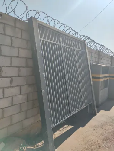 Portão Basculante Chapa 18 - Vila Mutirão 