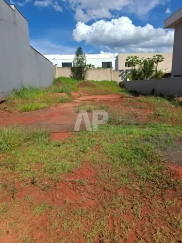 Terreno à venda, 360 m² por R$ 360.000,00 - Condomínio Portal Ville Flamboyant - Porto Fel