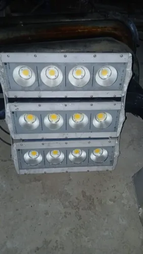 Refletor de led para estadio