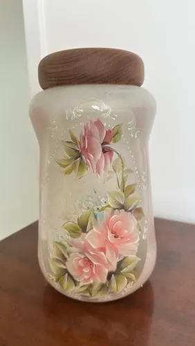 Porta mantimento pintado a mão
