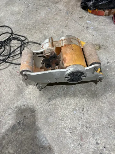 Máquina para cortar parede 