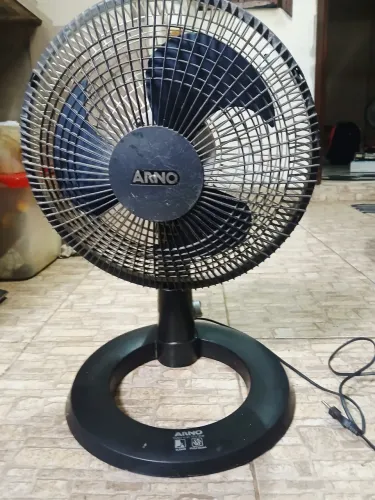 Ventilador ARNO 30"poleg vento muito Forte Entrego Aceit Cart.