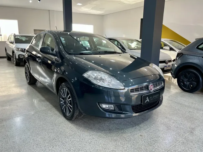 Fiat Bravo Essence 1.8 Flex 16V 5P 2014