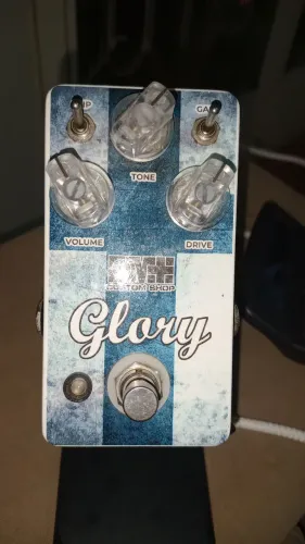 Pedal OVER Custom Shop Glory - Overdrive Artesanal | Excelente Estado