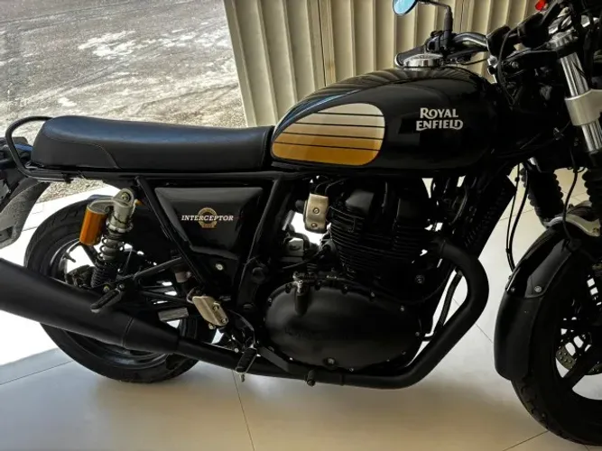 Royal Enfield Interceptor 650 Black Ray 2024/2025 - 4.325 km